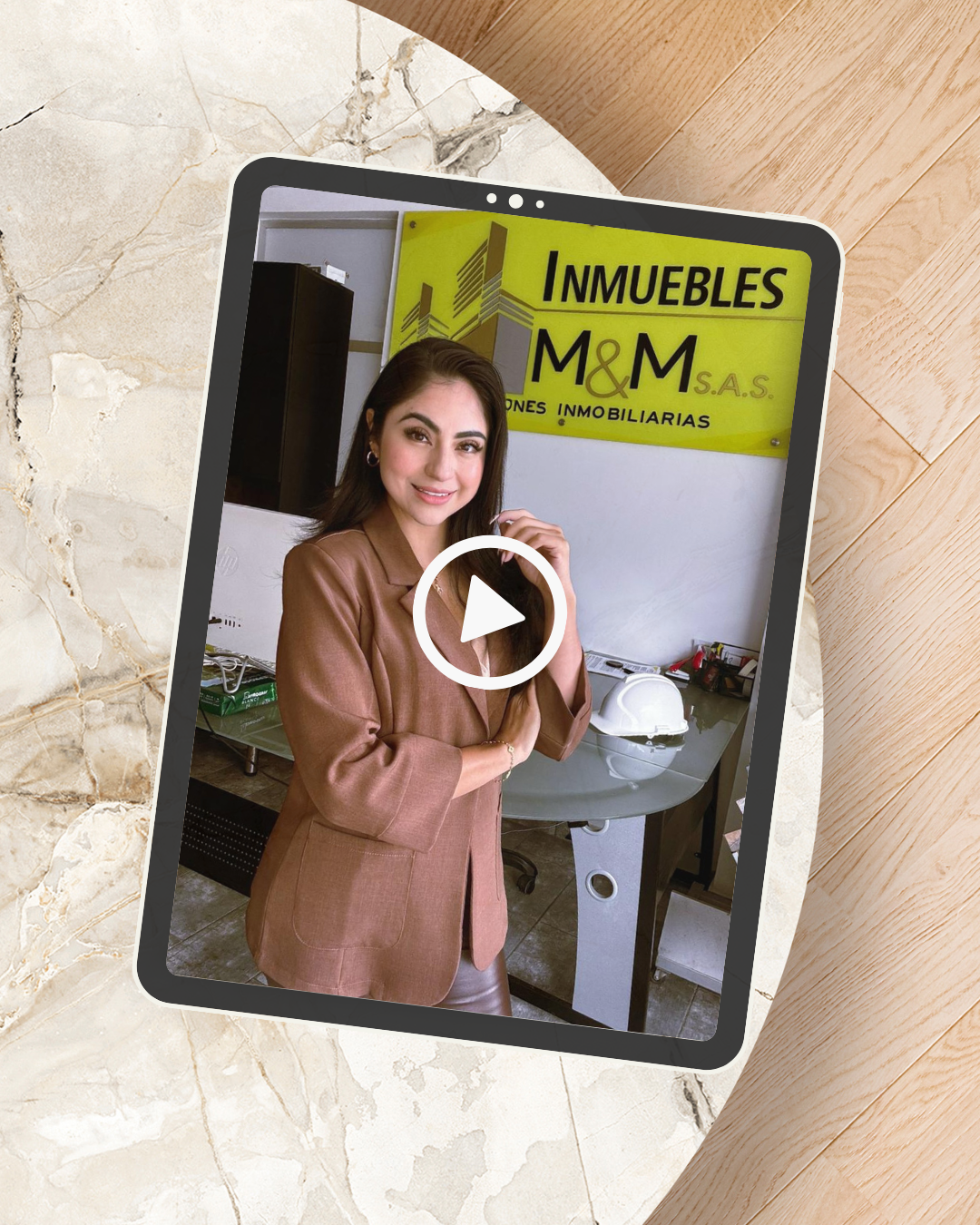 Beige Minimal iPad Mockup Instagram Post (3)